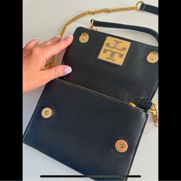 Tory Burch Black Britten Leather Crossbody with Gold Logo & Chain - Picture 5 of 5